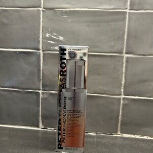 Peter Thomas Roth Potent-C Serum - Silver and Orange Packaging